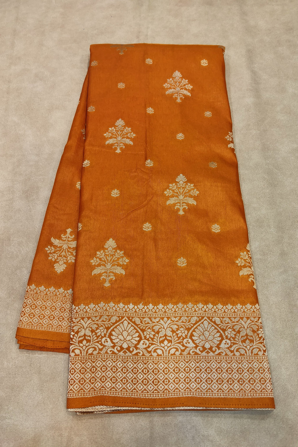orange dola flat