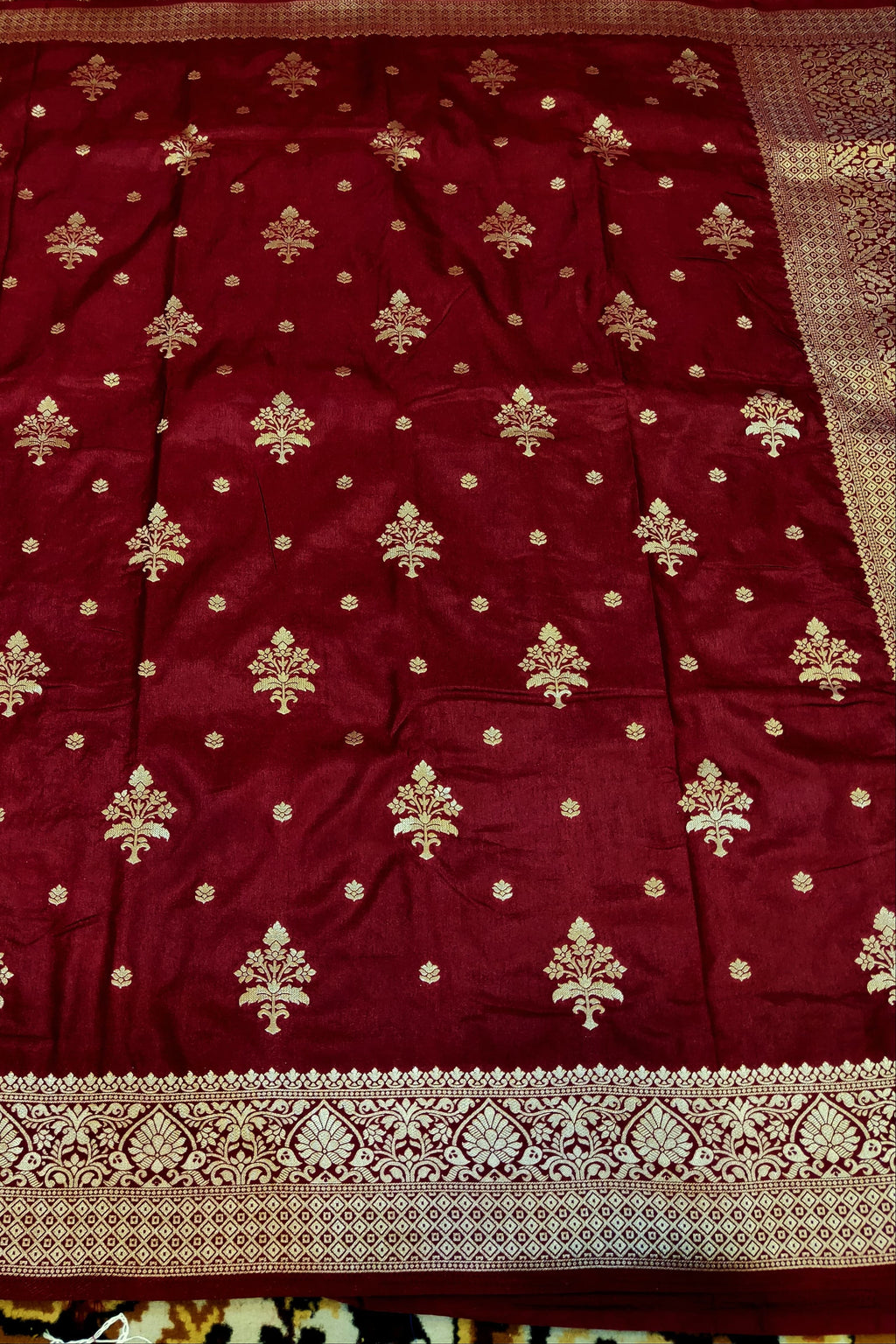 red dola flat open