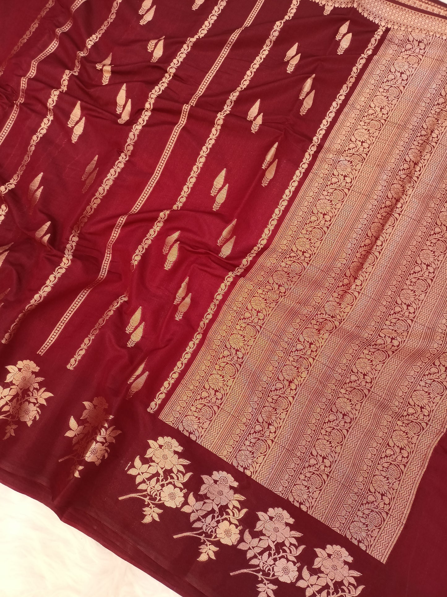 Raw mango silk banarasi saree in maroon color, wedding saree, silk saree, sarees for women