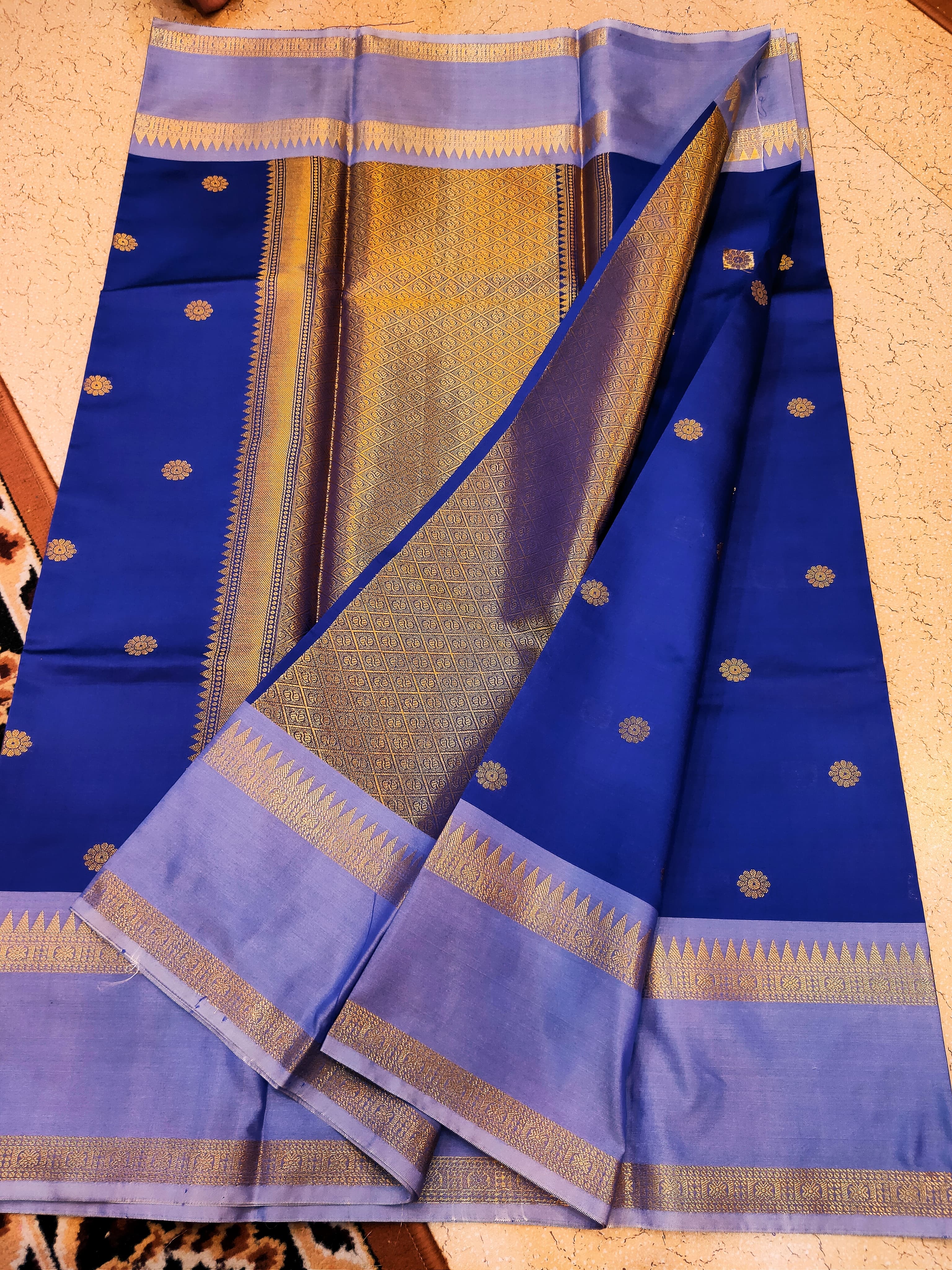 Kanchi Banaras Silk Royal Blue Floral Buti Zari Border Saree